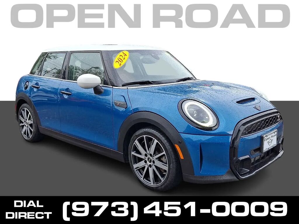 2024 MINI Hardtop 4 Door Cooper S — photo 1 of 13