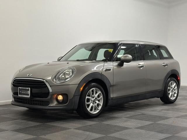 2016 MINI Clubman Cooper — photo 1 of 13