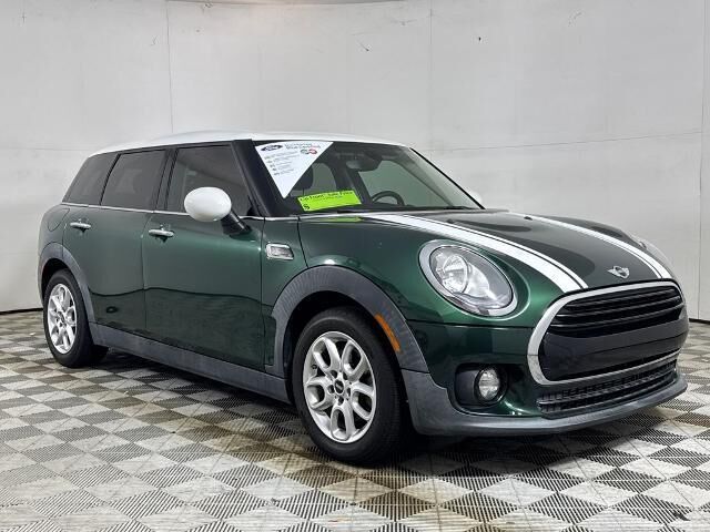2016 MINI Clubman Cooper — photo 1 of 13