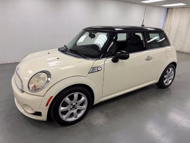 2010 MINI Cooper Base