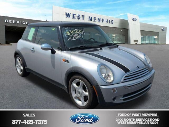 2005 MINI Cooper Base