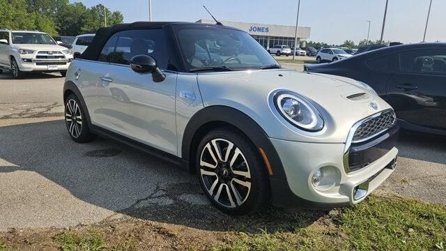 2019 MINI Convertible Cooper S — photo 1 of 13