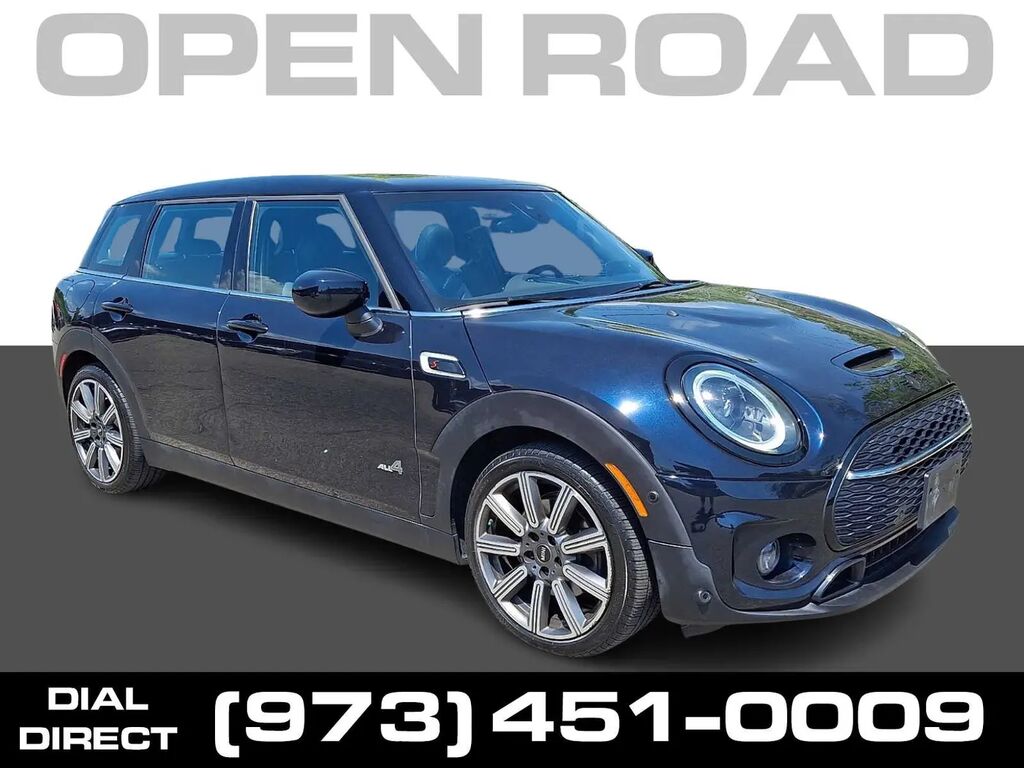 2022 MINI Clubman Cooper S ALL4 — photo 1 of 4