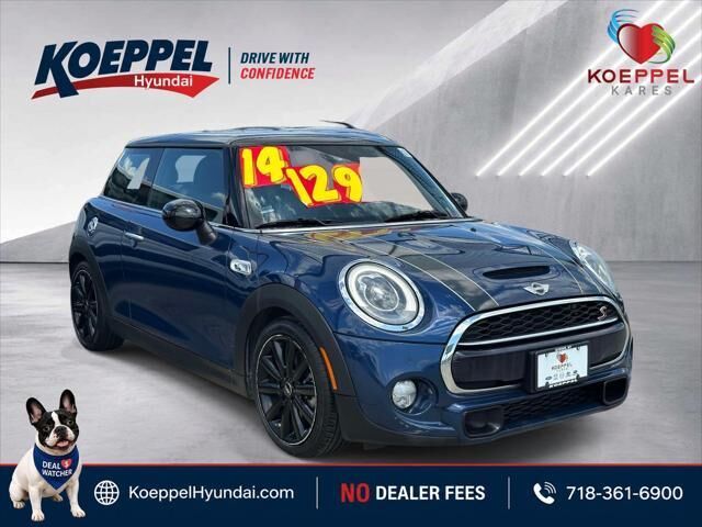2014 MINI Hardtop Cooper S — photo 1 of 28