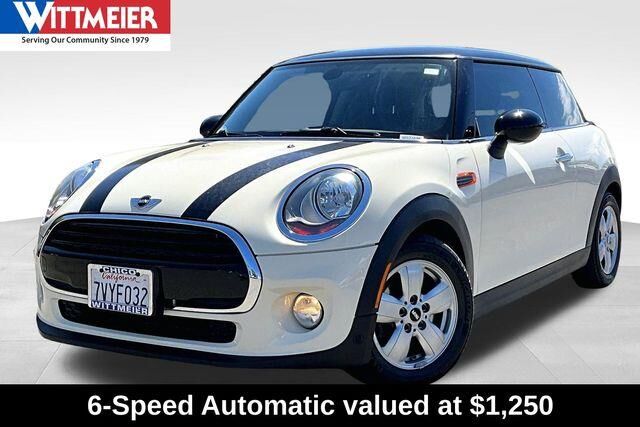 2017 MINI Hardtop 2 Door Cooper — photo 1 of 13