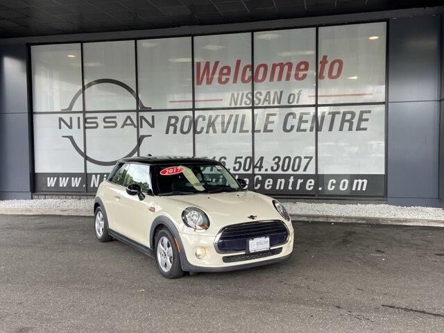 2017 MINI Hardtop 2 Door Cooper — photo 1 of 26