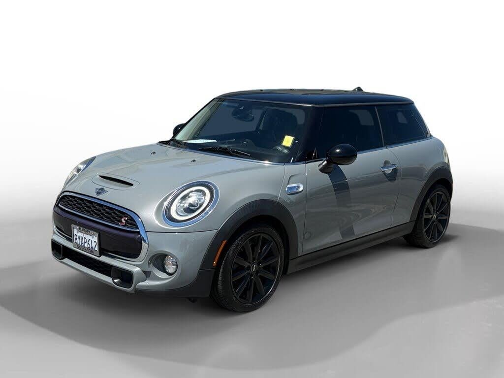 2019 MINI Hardtop 2 Door Cooper S — photo 1 of 1