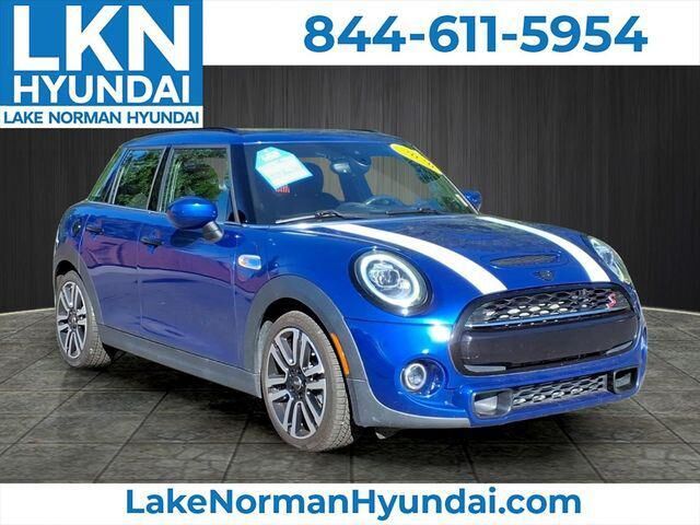 2020 MINI Hardtop 4 Door Cooper S — photo 1 of 13
