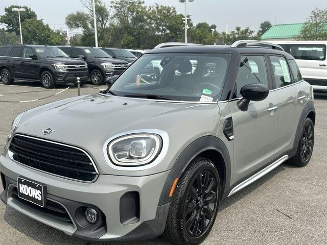 2021 MINI Countryman Cooper — photo 1 of 13