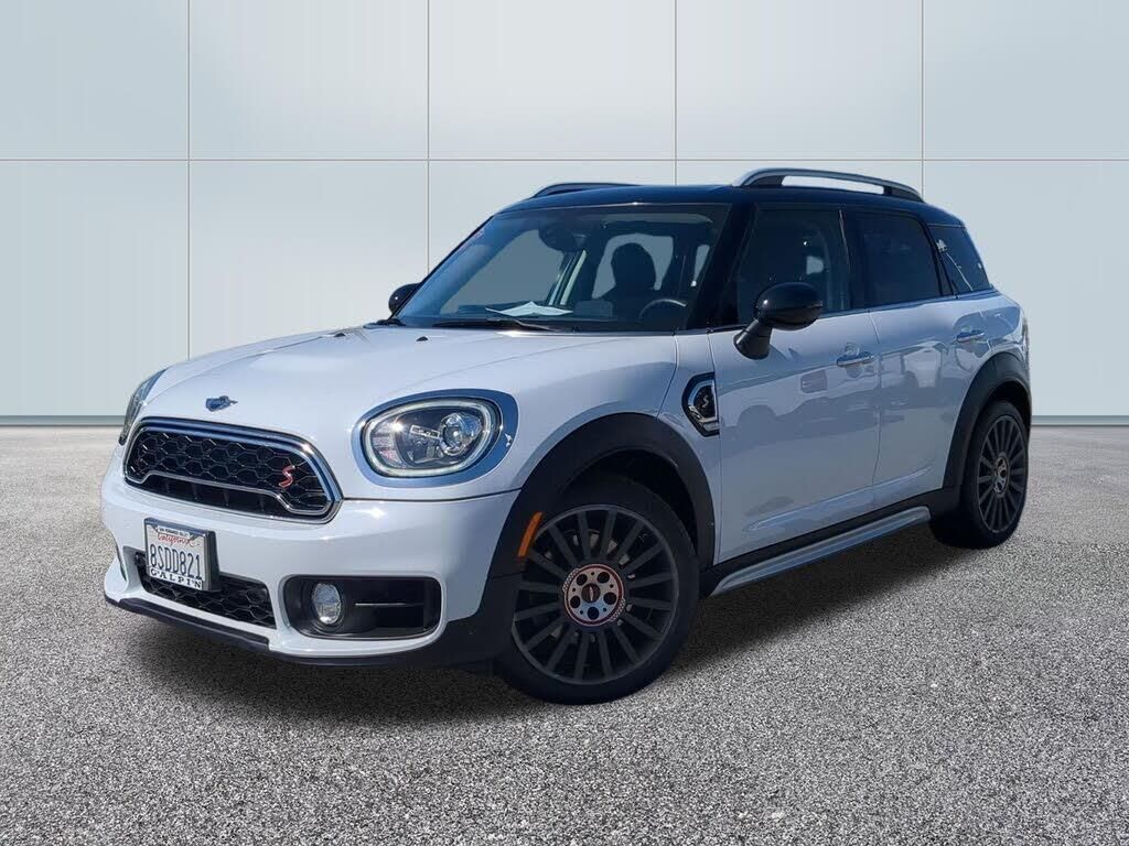 2018 MINI Countryman Cooper S — photo 1 of 1