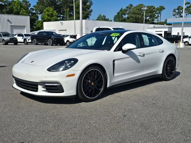 2020 Porsche Panamera 4