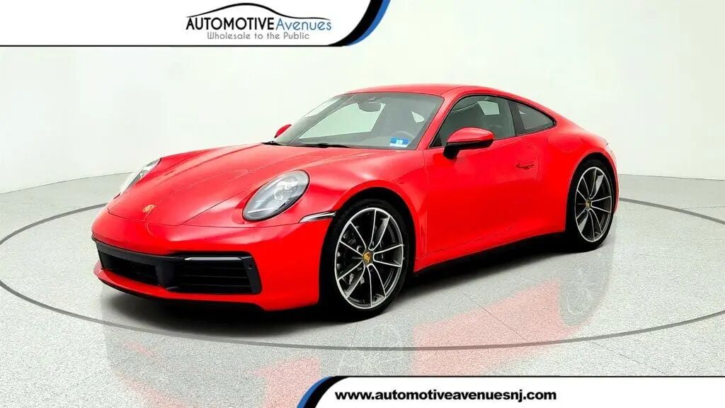 2020 Porsche 911 Carrera 4 — photo 1 of 26