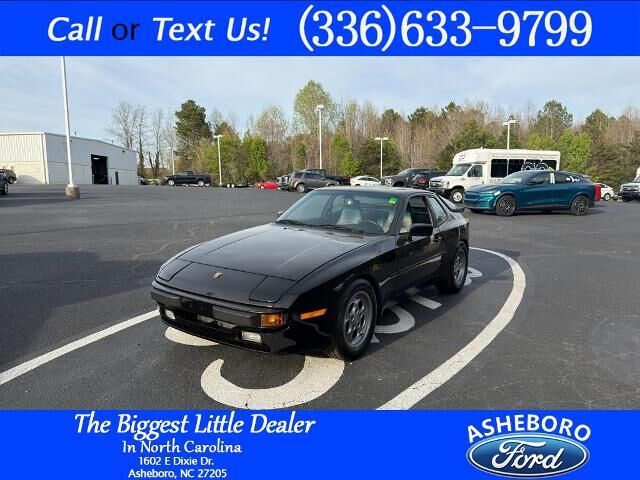 1988 Porsche 944 Base — photo 1 of 12