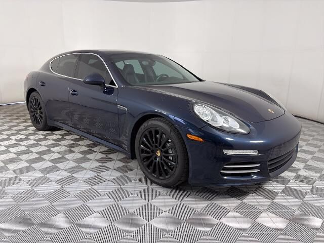 2015 Porsche Panamera S