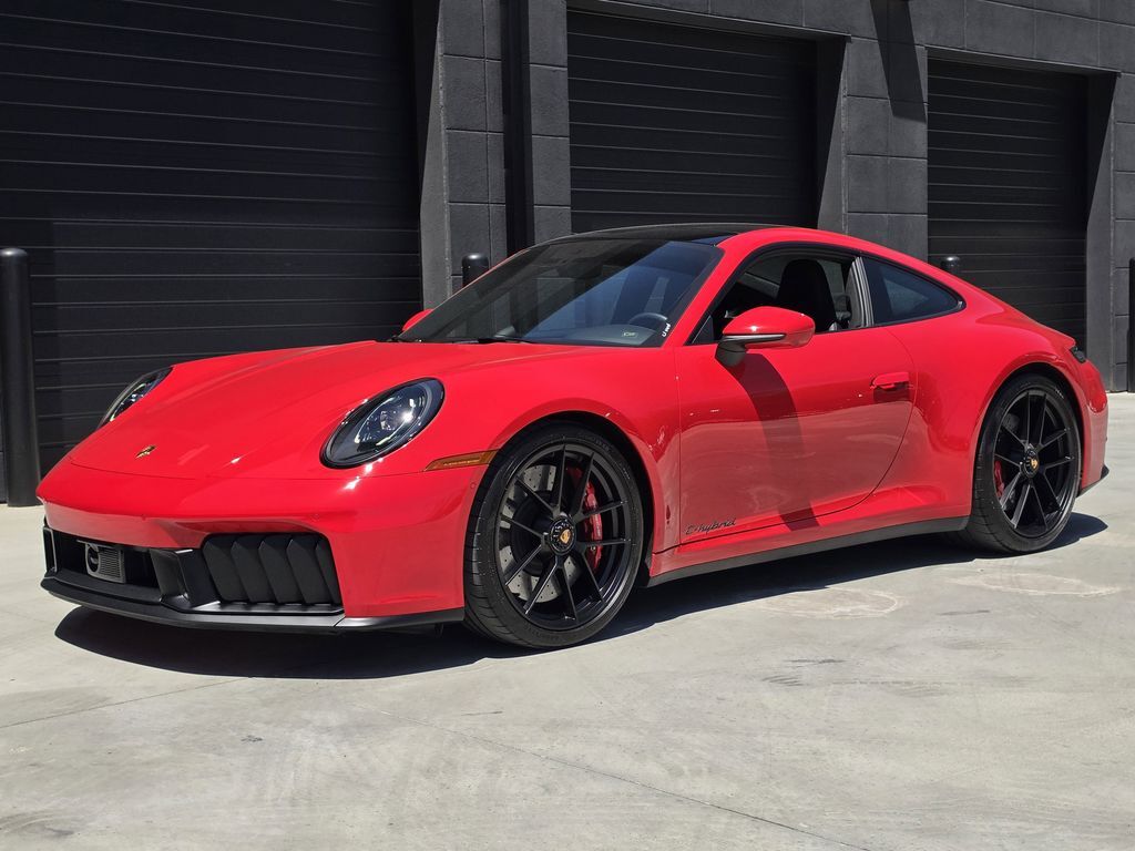 2026 Porsche 911 Carrera GTS — photo 1 of 13