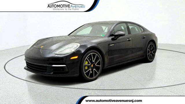 2018 Porsche Panamera 4 E-Hybrid — photo 1 of 13