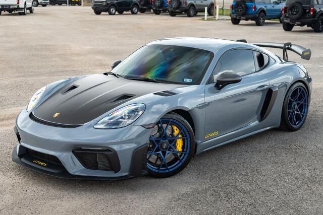 2023 Porsche 718 Cayman GT4 RS