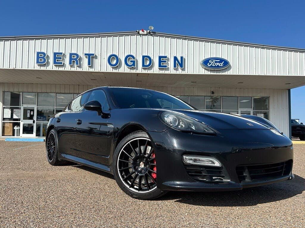 2013 Porsche Panamera GTS — photo 1 of 1