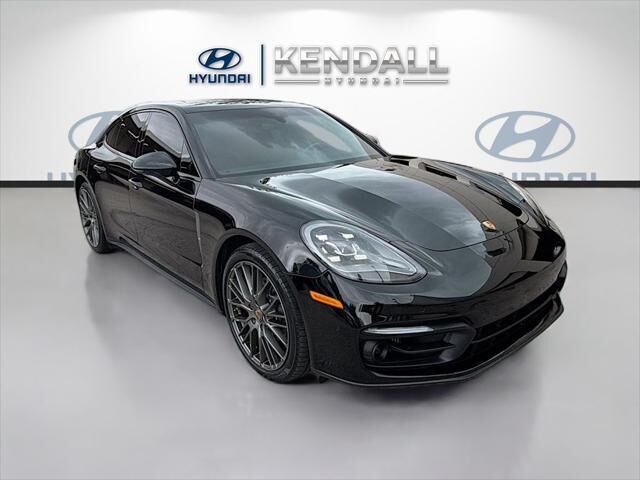 2023 Porsche Panamera Platinum Edition — photo 1 of 19