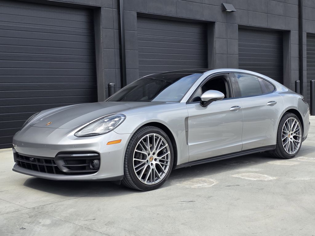 2023 Porsche Panamera 4 Platinum Edition — photo 1 of 13