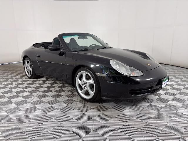 2001 Porsche 911 Carrera 4