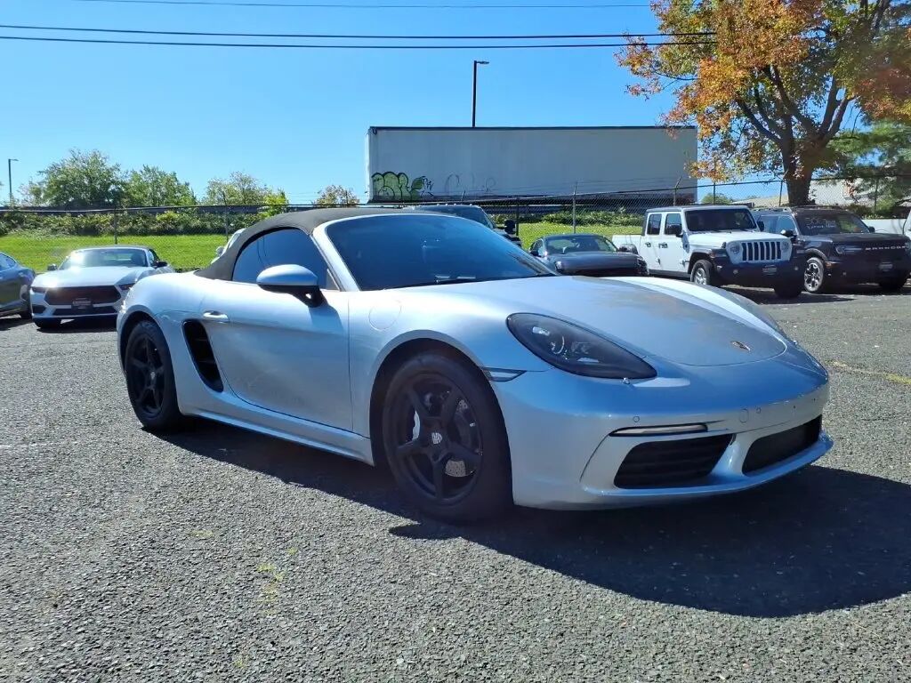 2017 Porsche 718 Boxster Base — photo 1 of 13