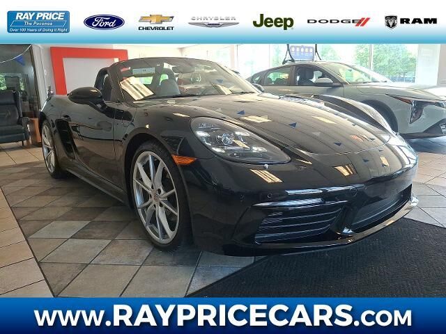 2025 Porsche 718 Boxster Style Edition — photo 1 of 13