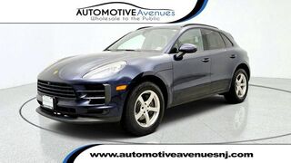 2021 Porsche Macan AWD