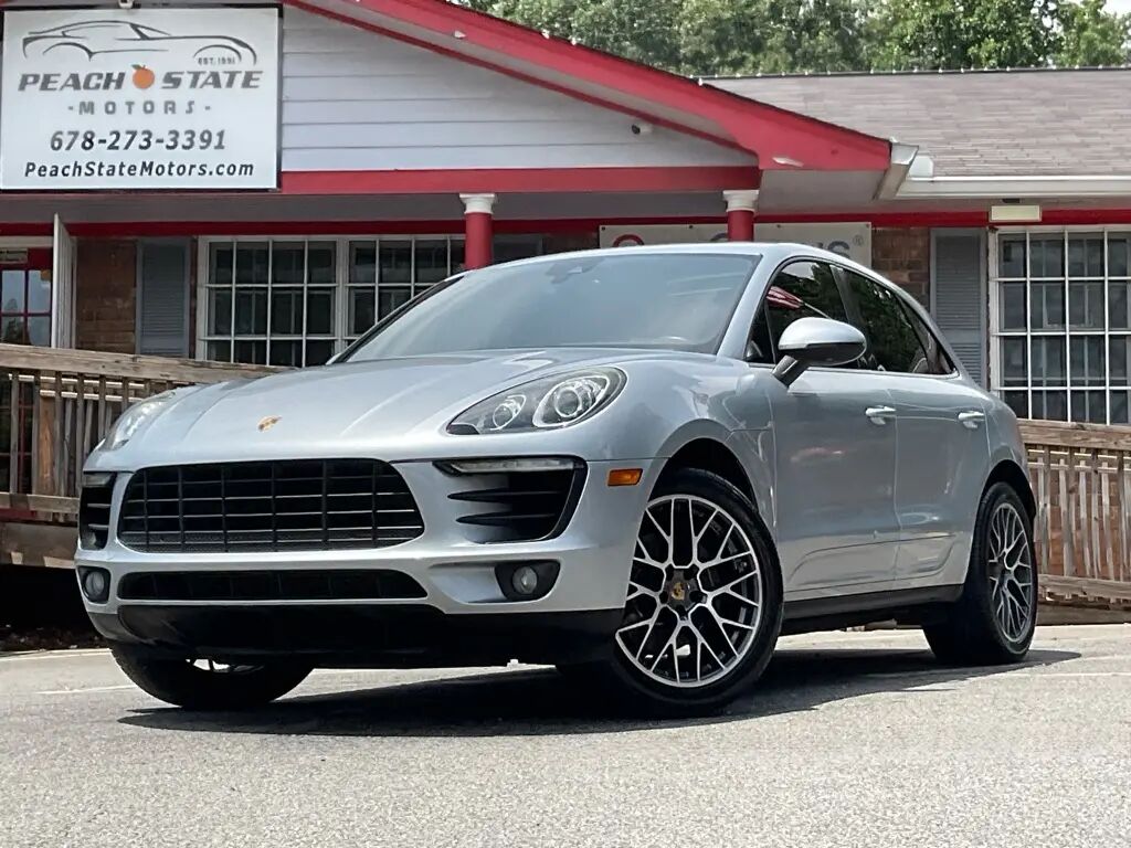 2018 Porsche Macan Base — photo 1 of 13