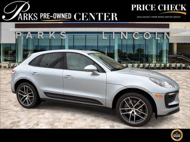 2024 Porsche Macan T