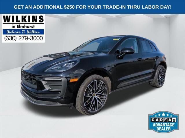 2022 Porsche Macan Base