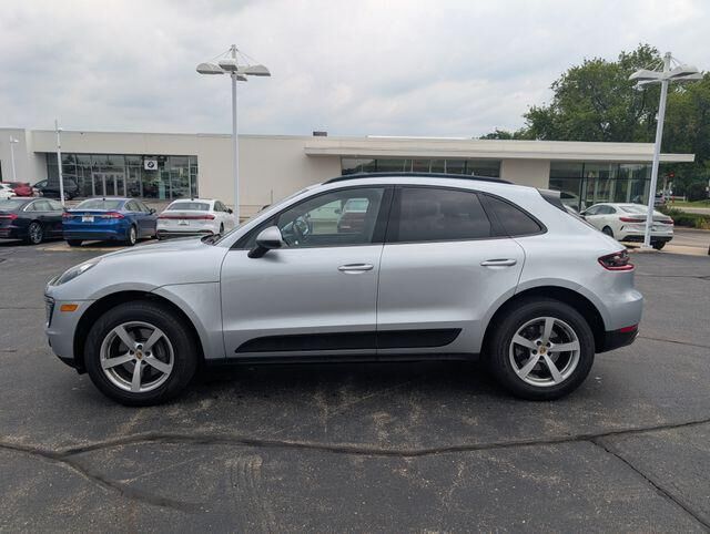 2018 Porsche Macan Base
