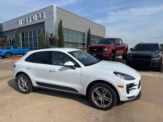 2020 Porsche Macan Base