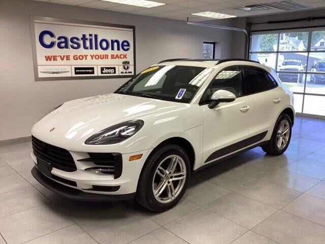 2021 Porsche Macan Base