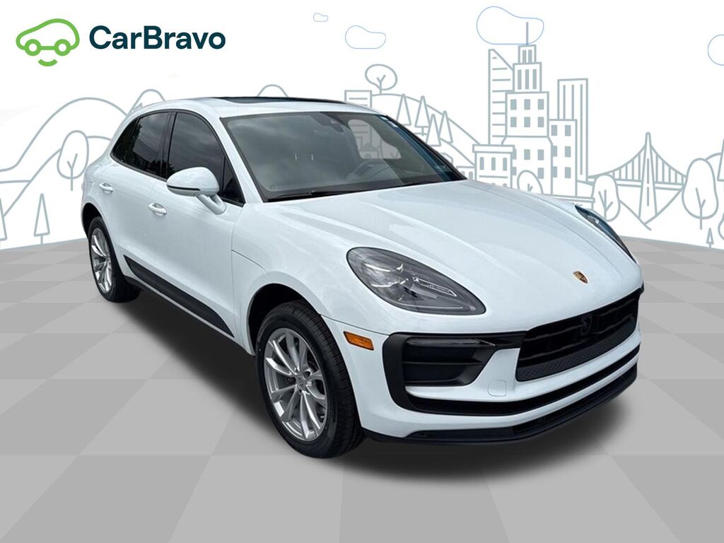 2024 Porsche Macan T — photo 1 of 6