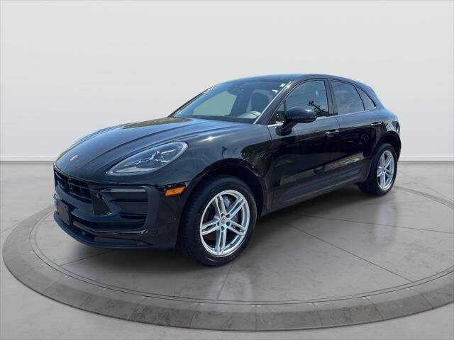 2024 Porsche Macan Base