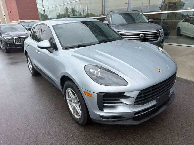 2020 Porsche Macan Base