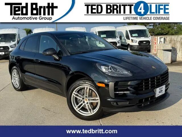 2021 Porsche Macan Base — photo 1 of 13