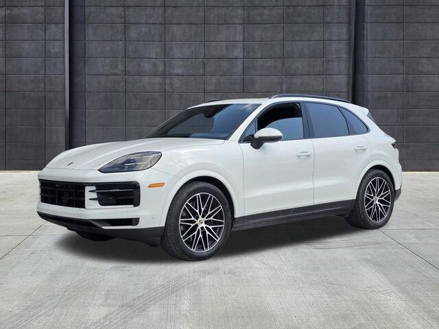 2025 Porsche Cayenne Base