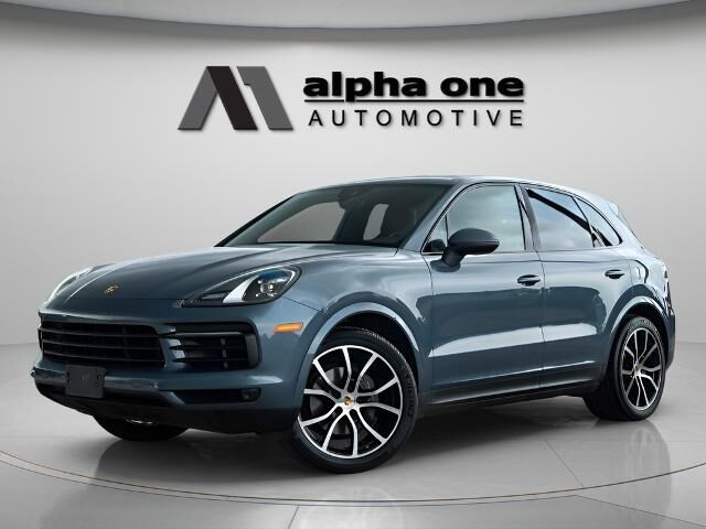 2019 Porsche Cayenne Base — photo 1 of 11