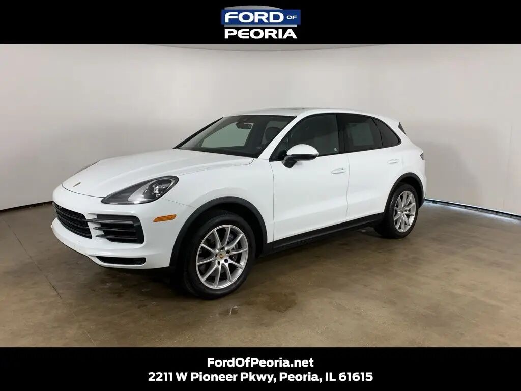 2022 Porsche Cayenne Base — photo 1 of 18