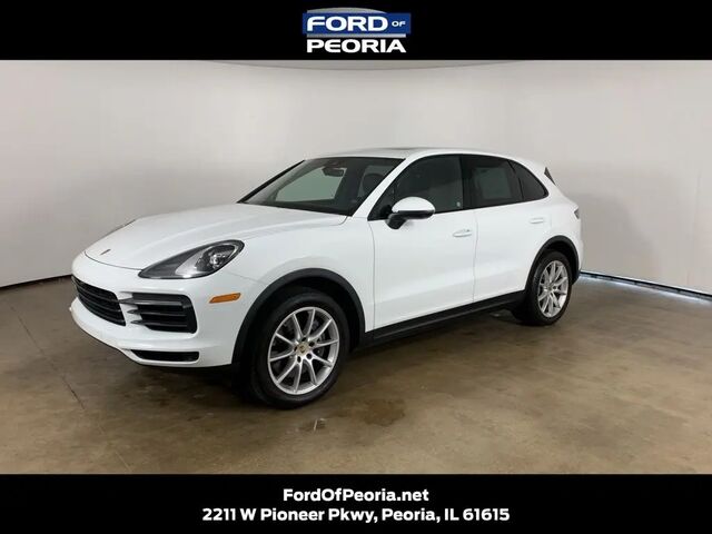 2022 Porsche Cayenne Base