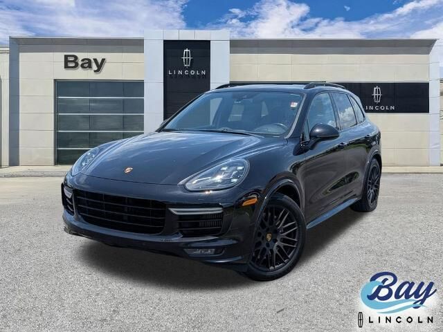 2016 Porsche Cayenne GTS