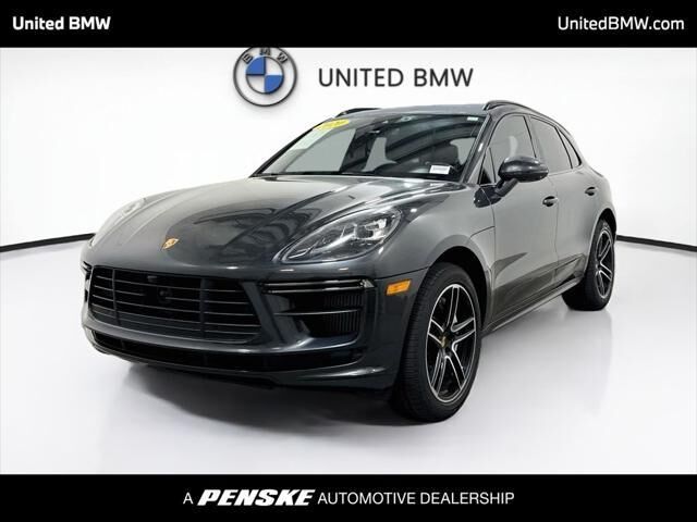 2020 Porsche Macan Turbo — photo 1 of 13