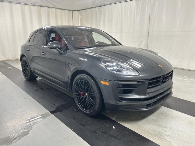 2023 Porsche Macan GTS — photo 1 of 13