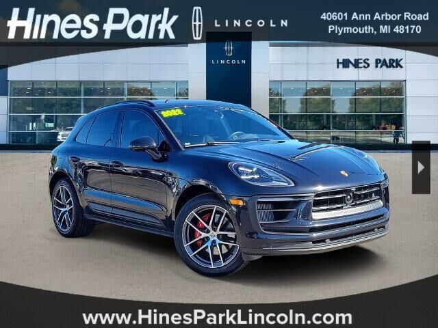 2022 Porsche Macan S