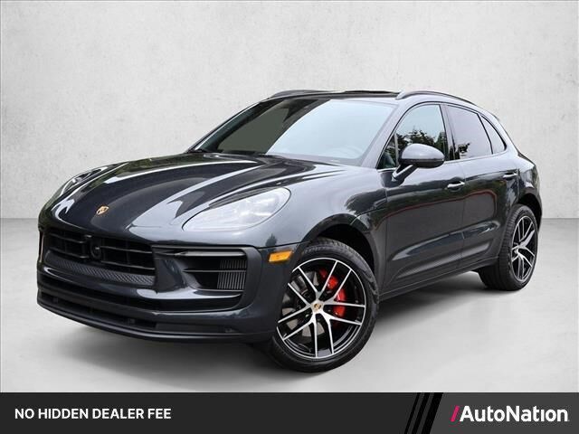 2025 Porsche Macan S — photo 1 of 1