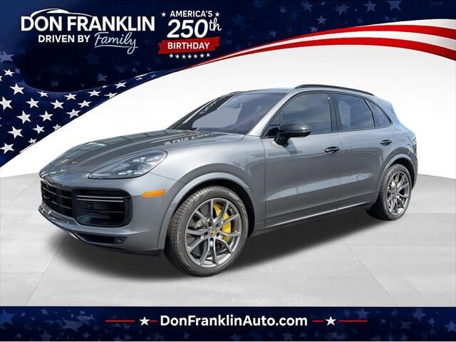 2021 Porsche Cayenne Turbo S E-Hybrid