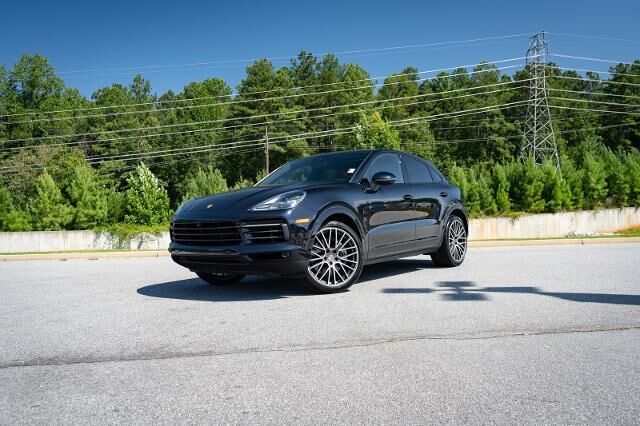 2023 Porsche Cayenne Coupe — photo 1 of 26