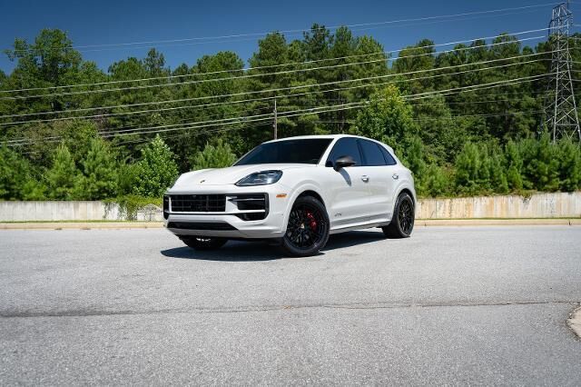 2023 Porsche Cayenne GTS Coupe — photo 1 of 26